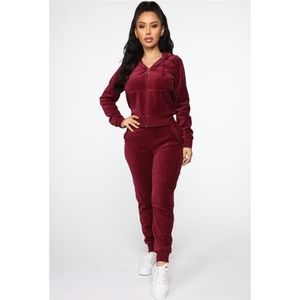 Fashion Nova The Original Trendsetter Velour set XL